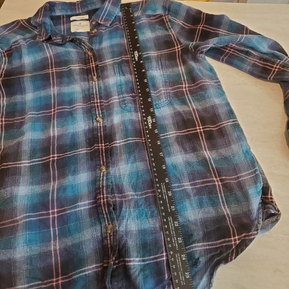 AMERICAN Eagle Flannel Button Up Shirt Womens Small Destroyed Blue Pink Plaid - Picture 6 of 13